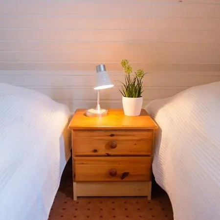 Strandhaus-nr-9-og-links * Dahme (Schleswig-Holstein)