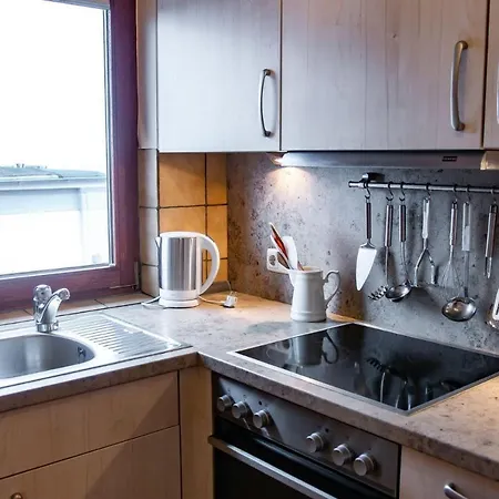 Strandhaus-nr-9-og-links